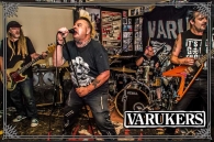 TEN ZATRACENĚ VZDOROVITÝ BRITSKÝ PUNK JE TADY ZPĚT!!! VARUKERS!!!